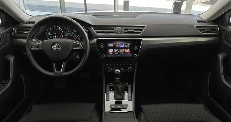 Skoda Superb cena 99900 przebieg: 135160, rok produkcji 2019 z Mogilno małe 781